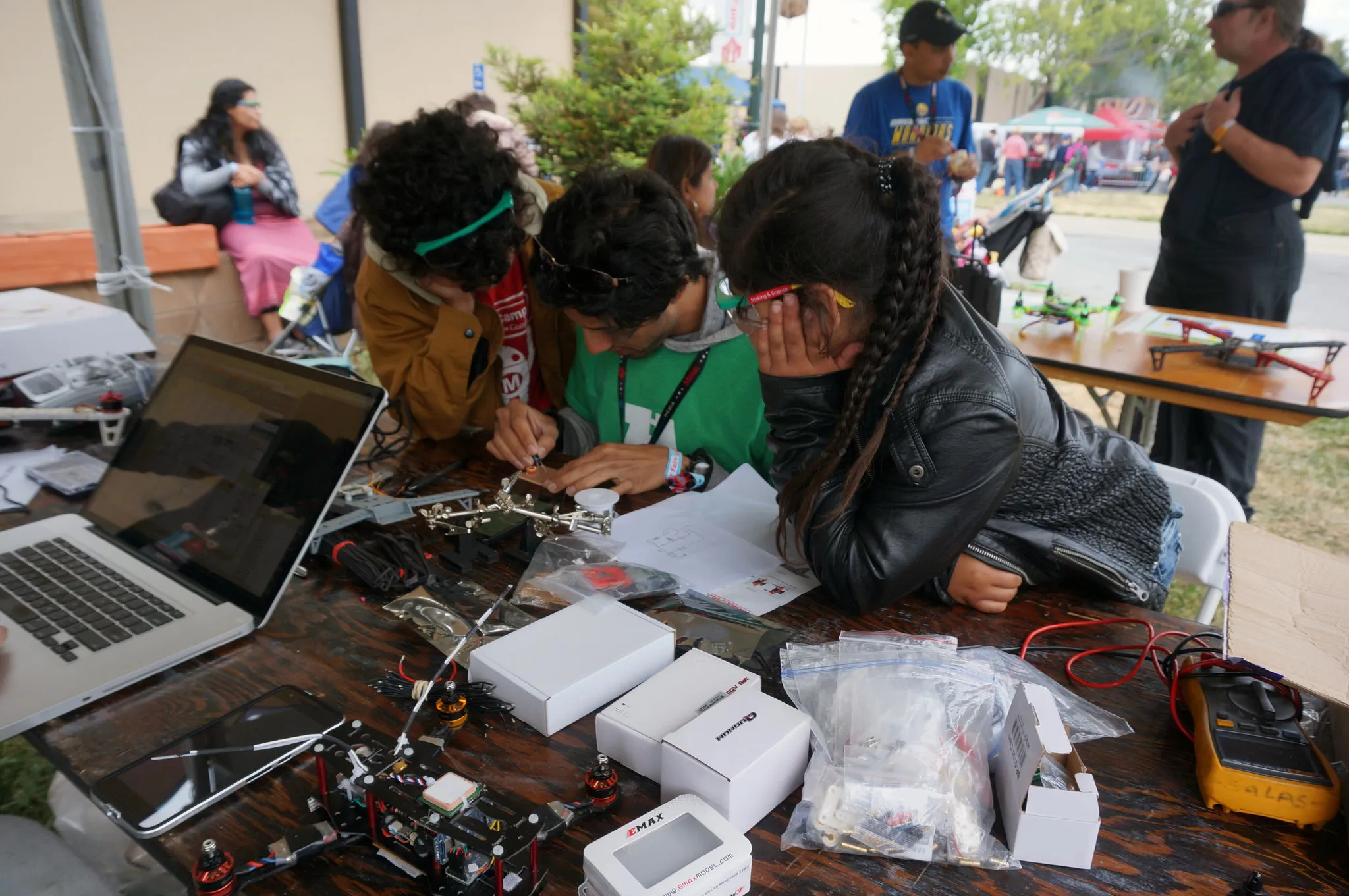 Drone Building 101 with the HobbyKing FPV Starter Setup